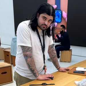 Meet your Posher, Alex